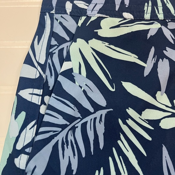 RipSkirt Hawaii Level 1 Wrap Skirt Tropical Leaf Print Navy Size Large beach - Picture 3 of 6